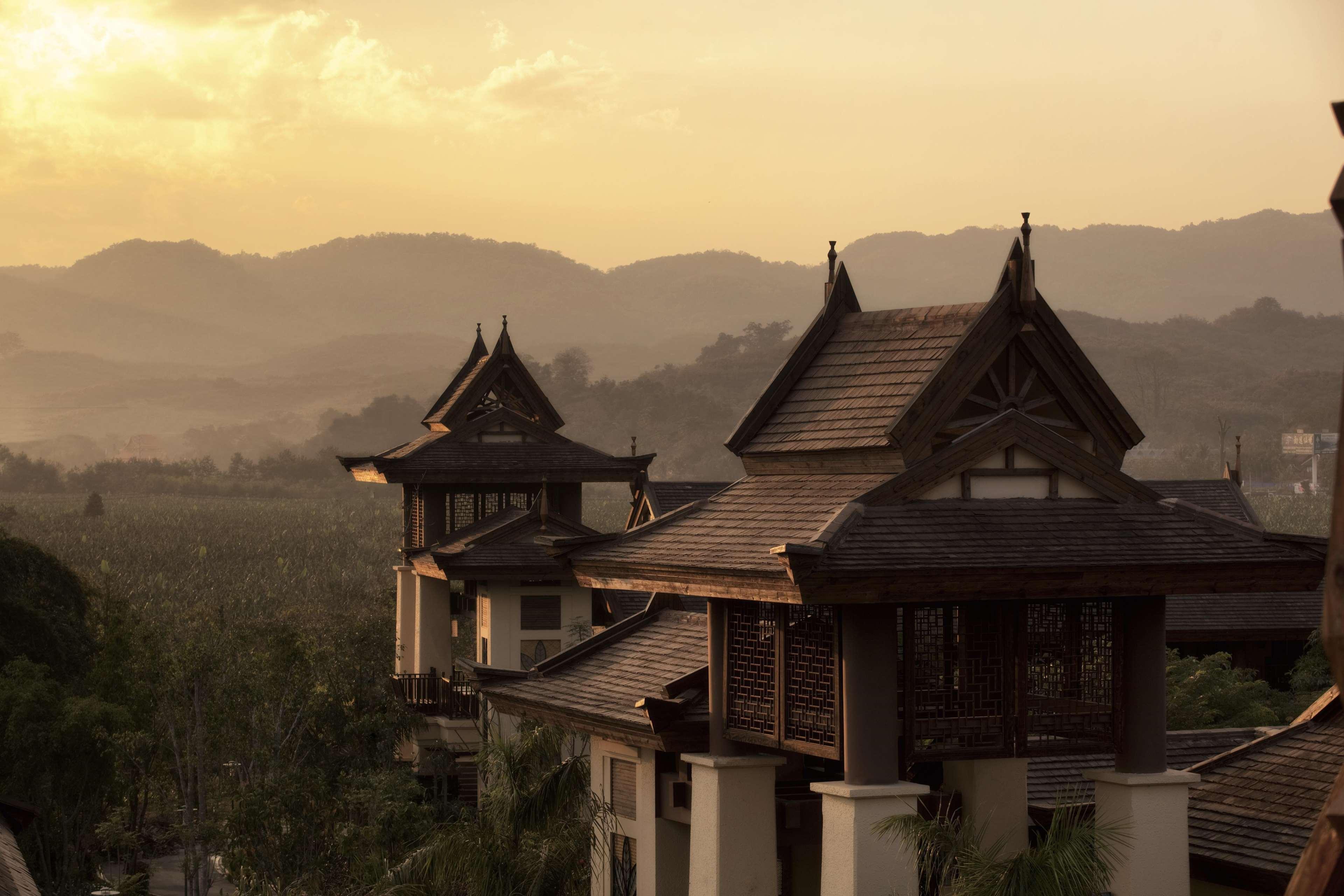 Anantara Xishuangbanna Resort Jinghong Exteriör bild