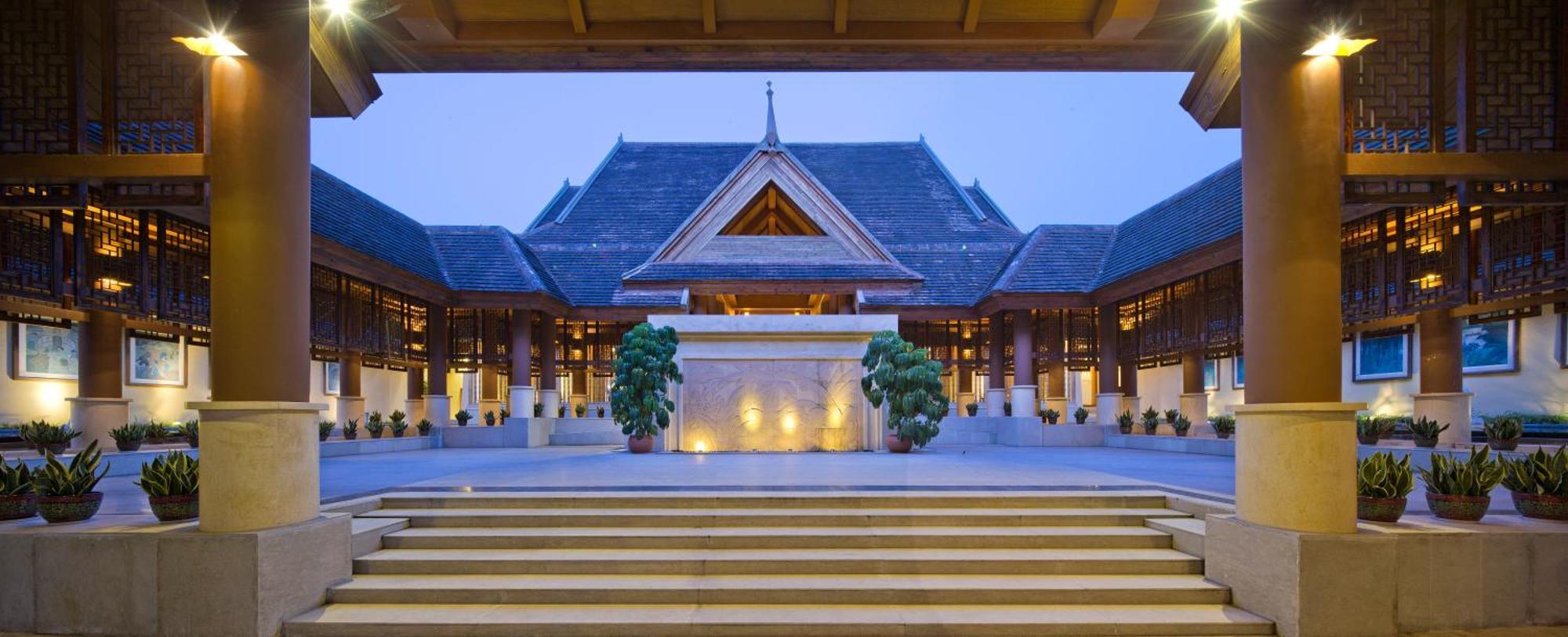 Anantara Xishuangbanna Resort Jinghong Exteriör bild